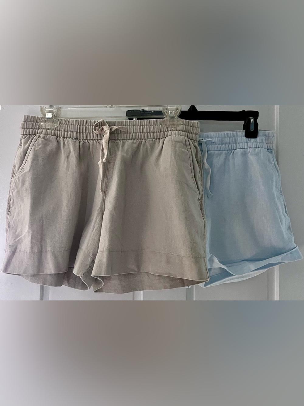 Old Navy Cotton Linen-Blend Women’s Shorts bundle of 2 tan & Light Blue Size S
